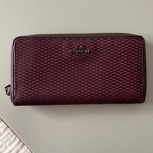 Coach wallet oxblood